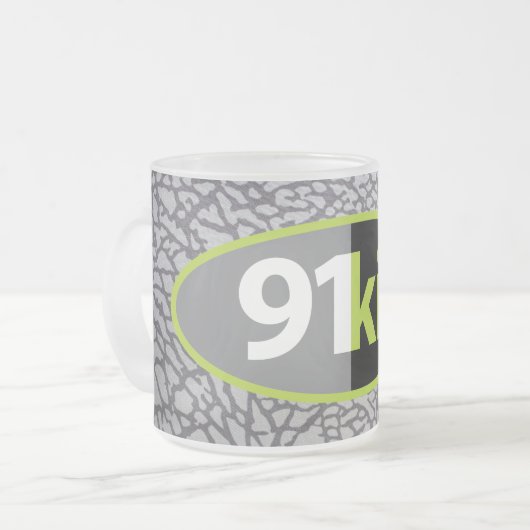 ÜBERTREIBUNG TÖTET NESTO TASSE (Vorderseite Links)