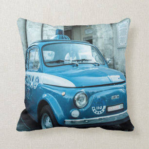 Überwachen Sie Fiat 500 in Italien, klassisches Kissen
