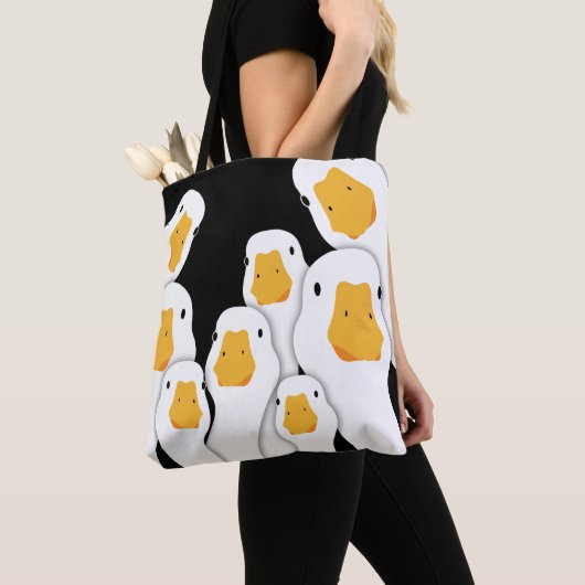 Überwachung durch Eerie: Geese-Überwachung aus dem Tasche (Von Nahem)