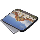 Ubosot Hall or Bot, Wat Benchamabophit, Bangkok Laptopschutzhülle (Vorne Knopf)