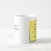 Übung der Tasse der Neujahrsentschließung durch di (Mittel)