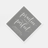 Übung macht perfekte Probe Dinner Serviette (Ecke)