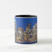 Ufer und Downtown Skyline bei Twilight Tasse (Zentrum)