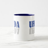 UFF DA lustiger skandinavischer schwedischer Zweifarbige Tasse (Mittel)