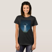 UFO Abduction  Flying Saucer Alien UFO Believers T-Shirt (Vorne ganz)