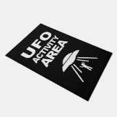 UFO-Aktivitätsbereich, Geekdesign Fußmatte (Schrägansicht)