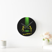 UFO Alien Entführung 👽 Glauben Sie? Runde Wanduhr (Zuhause)
