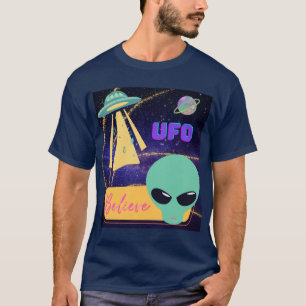 ufo, außerirdisch glauben T-Shirt