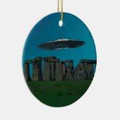 UFO bei SteinHenge Keramikornament (Rechts)