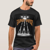 UFO Encounter Over Distant Planet: Cosmic Abductio T-Shirt (Vorderseite)