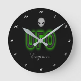 UFO Engineer Clock Runde Wanduhr