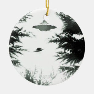 UFO-Freundes-Schmuck Keramikornament