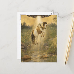 UFO holt einen wunderschönen Gypsy Vanner Horse ab Postkarte