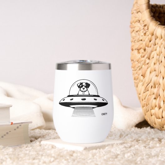 UFO PETS (Wohnzimmer (gedreht))