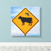 UFO Rind Crossing Sign Leinwanddruck (Insitu (Holzboden))