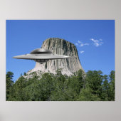 UFO Salamander am Devils Tower Poster (Vorne)