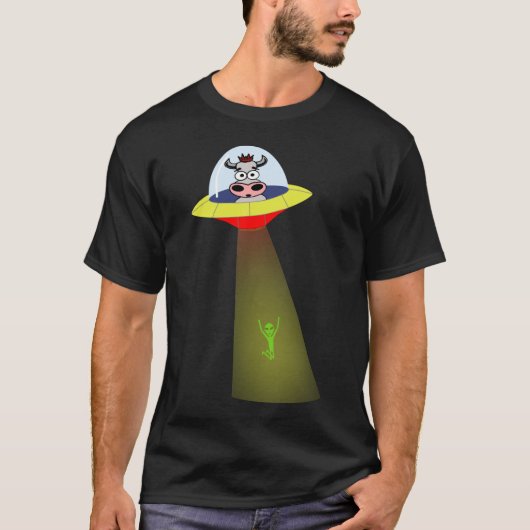 UFO schüchtern gegen alien-Shirt ein T-Shirt (Vorderseite)