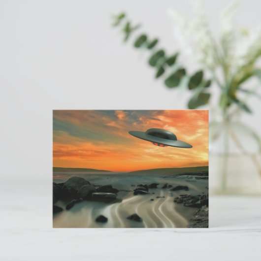 UFO über Küste Postkarte (Stehend Vorderseite)