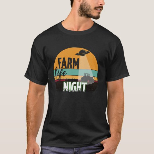 UFO Work Farm Life at Night Farming Tractor Farmer T-Shirt (Vorderseite)