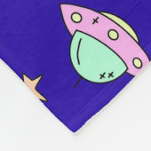 Ufos, Alien Faces und Sterne auf blauem Hintergrun Fleecedecke (Ecke)