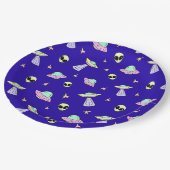 Ufos, Alien Faces und Sterne auf blauem Hintergrun Pappteller (Schrägansicht)