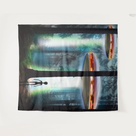 UFOs Alien Forest Wandteppich (Vorderseite (Horizontal))