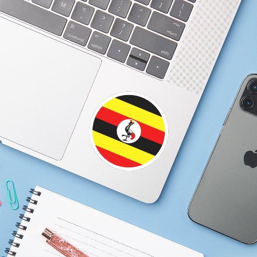 Uganda Flag Round Sticker (Laptop mit iPhone)