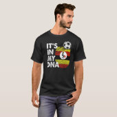 Uganda in meinem DNA-Uganda-Flaggenteam Uganda T-Shirt (Vorne ganz)