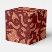 Ugge Christmas Sweater Hat Scarf Red White Geschenkschachtel (Rückseite)