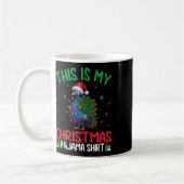Ugly Xmas Tree Lights Santa Pea Kaffeetasse (Links)