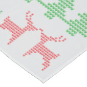 Ugy Christmas Sweater Pattern Tischdecke (Schrägansicht)