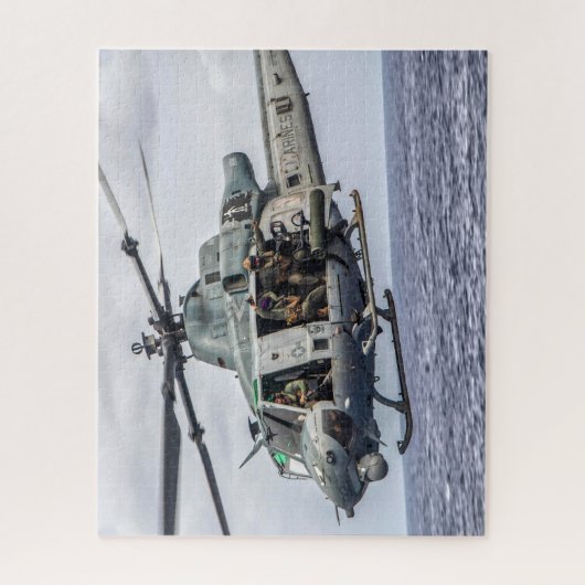 UH-1Y VENOM (16x20 INCH) Puzzle (Vertikal)