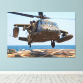 UH-60M BLACKHAWK 32x48 Leinwanddruck (Insitu (Holzboden))
