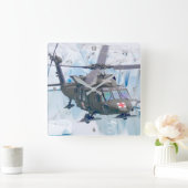 UH-60M SCHWARZHAWK QUADRATISCHE WANDUHR (Zuhause)