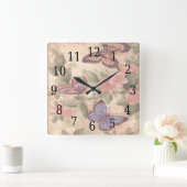 Uhr am Butterfly-Platz (Zuhause)