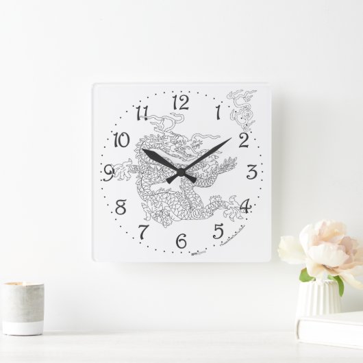 Uhr an der Wand des chinesischen Drachenplatzes (Zuhause)