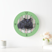 Uhr - Black Cat on Cushin TEST3 (Zuhause)