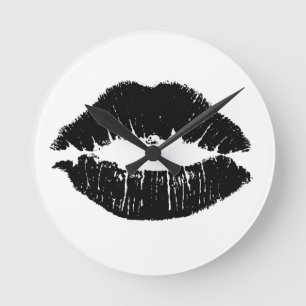 Uhr der Schwarzen Lippen