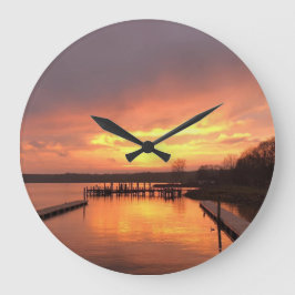 Uhr des nordöstlichen Flusses