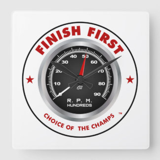 Uhr für die Wand mit 'Finish First' - Auswahl der