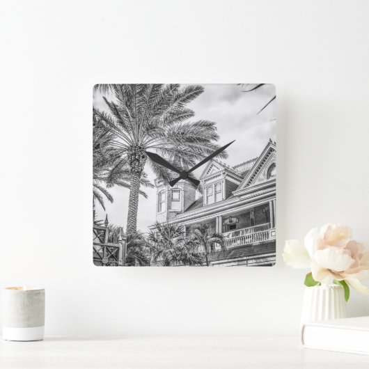 Uhr im südlichsten Haus (Zuhause)