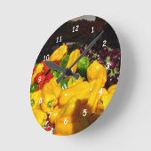 Uhr - leuchtend farbige Paprikaschoten (Winkel)