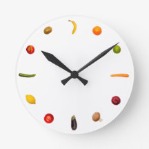 Uhr mit Gemüse und Obst
