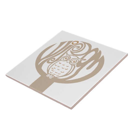 Uhu der Weisheit in einem Baum Fliese (Seite)