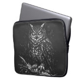 Uhu — von BurnsInHell Laptopschutzhülle (Vorderseite Links)