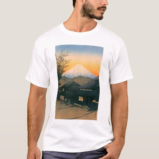 ukiyoe Hasui Nr. 53 Mt. Fuji von Yui-cho aus geseh T-Shirt (Vorderseite)