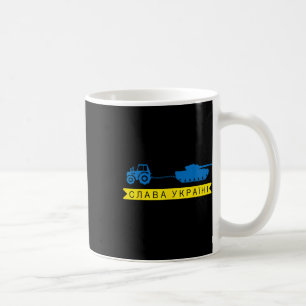 Ukraine-Bauer stiehlt russischem Panzer mit Trakto Kaffeetasse