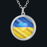 Ukraine Flag Necklace Herz - Freiheit Versilberte Kette<br><div class="desc">Unterstützung der Ukraine Flag-Ketten - Freiheit - Frieden - Flagge der Ukraine - Zusammen ! Sie können Support Ukraine auch auf mehr als 1000 Zazzle Produkte übertragen ! Wir stehen mit der Ukraine!</div>