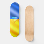 Ukraine Flag Skateboard mit Herz - Freiheit (Vorderseite)