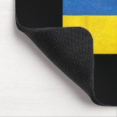 Ukraine-Flagge mit abgenutztem Design Mousepad (Ecke)